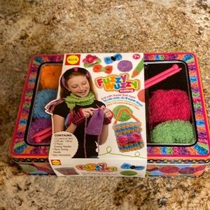 Alex Fuzzy Wuzzy Knitting kit